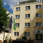 Hotel Kubrat An Der Spree
